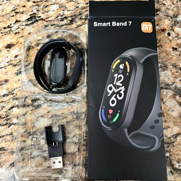 Smart Band 7 bracelet waterproof Watch Black  bracelet NWB Missing Cord - Picture 3 of 3